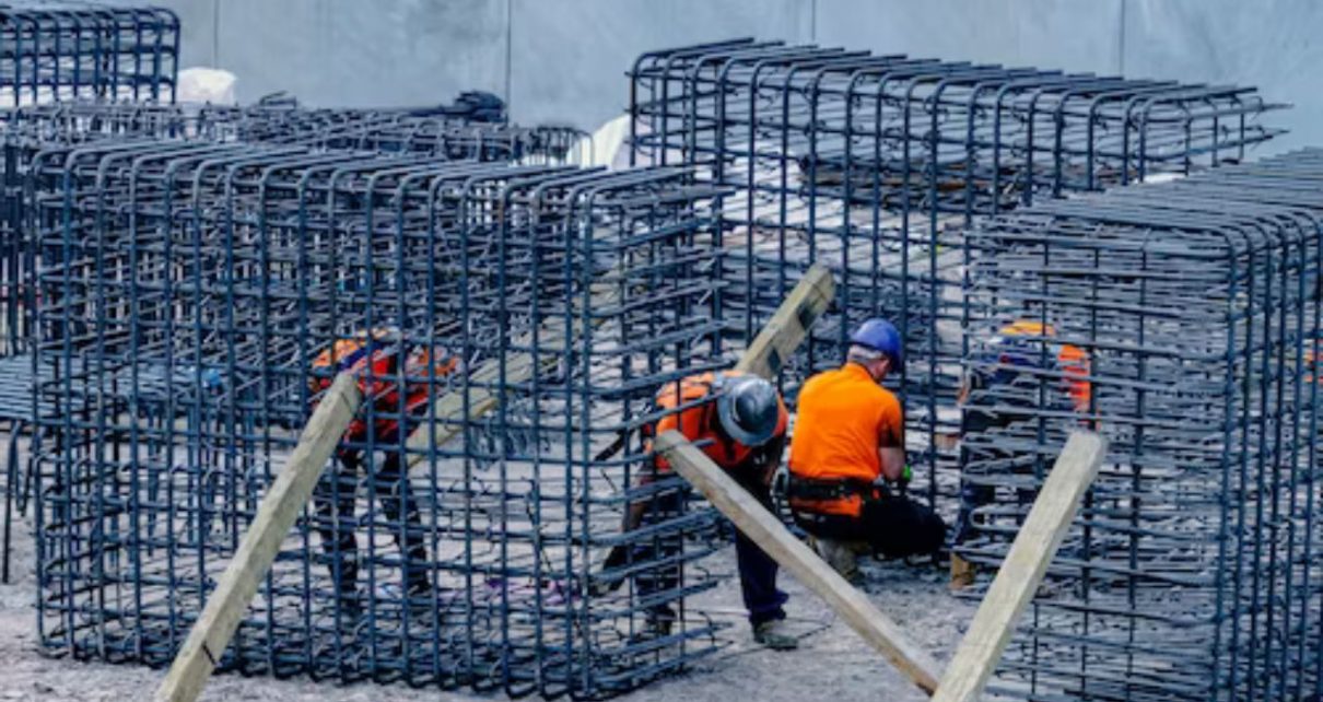 Crafting Dubai's Future: Mason and Steel Fixer Jobs in Dubai